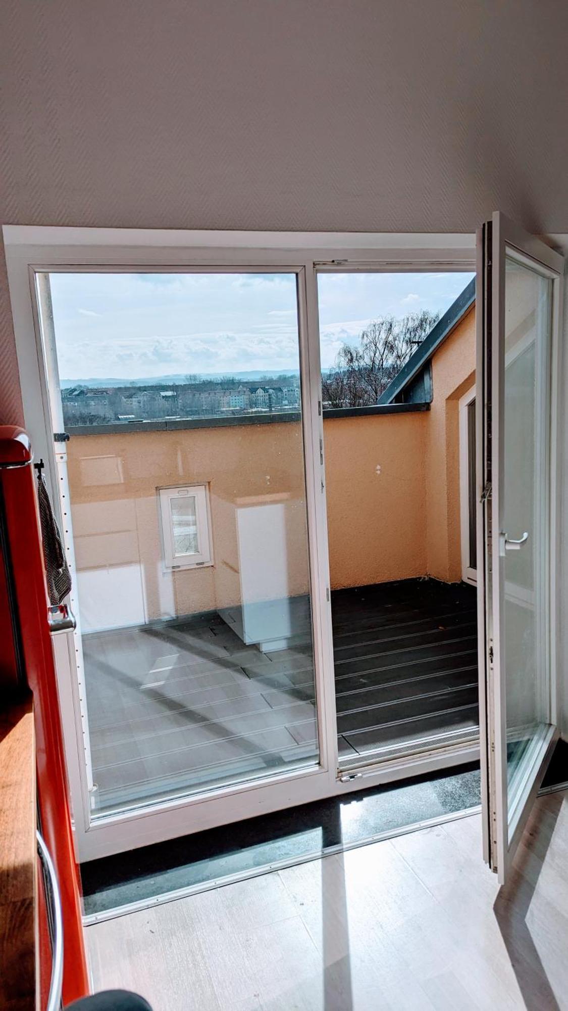 Rooftop Art Apartment, E-Roller,Ausblick,Wlan,Tv شيمنيتز المظهر الخارجي الصورة