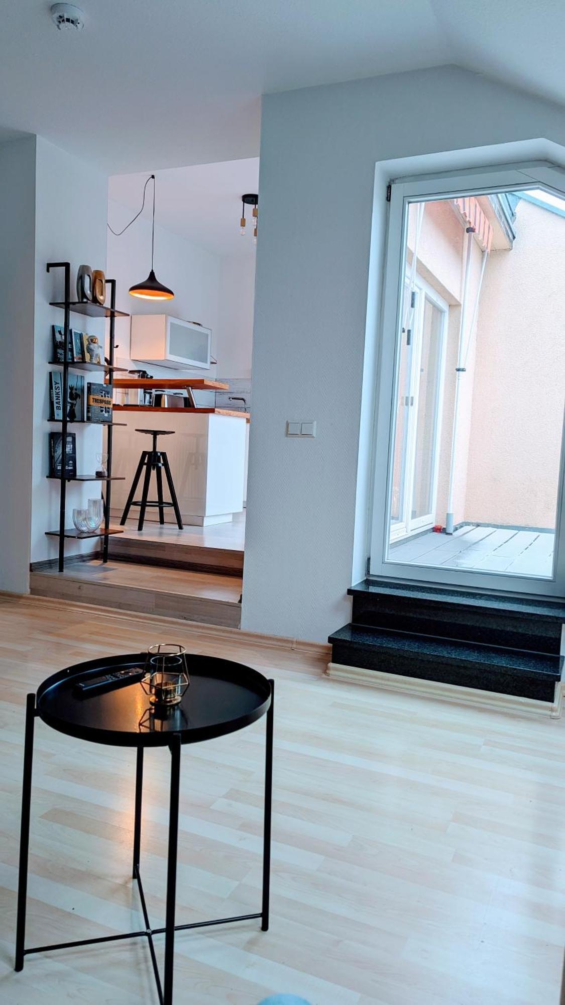 Rooftop Art Apartment, E-Roller,Ausblick,Wlan,Tv شيمنيتز المظهر الخارجي الصورة